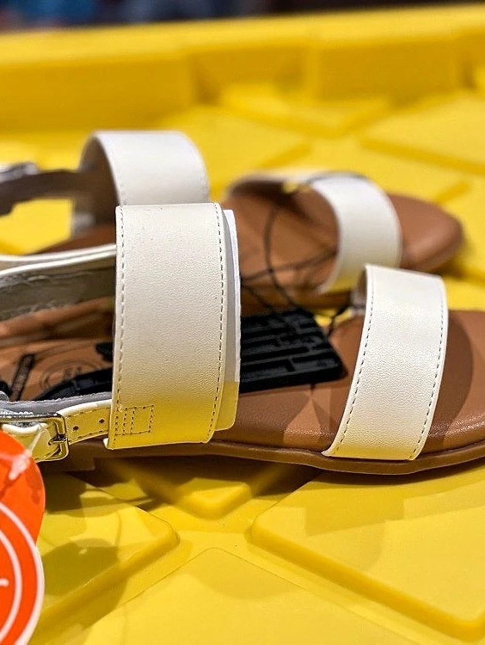 Wonder Nation Women's White & Brown Sandals NWT